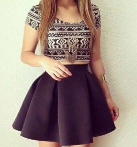 Short Pleated Skirt with an Attractive Crop Top