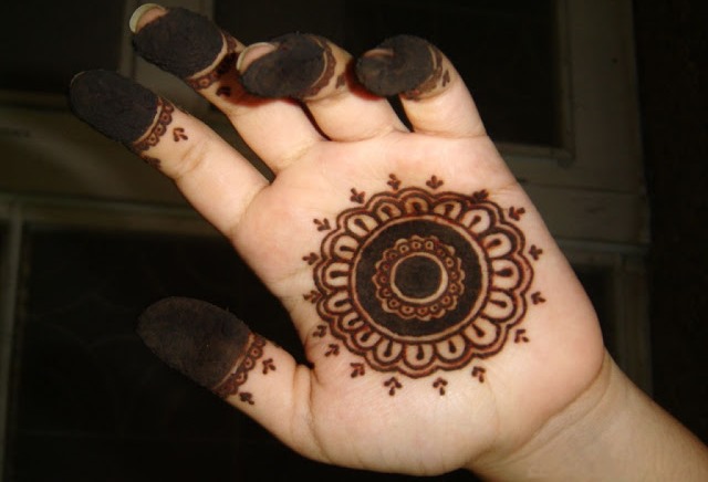 10 Inspiring Mehndi Designs For Kids Livinghours