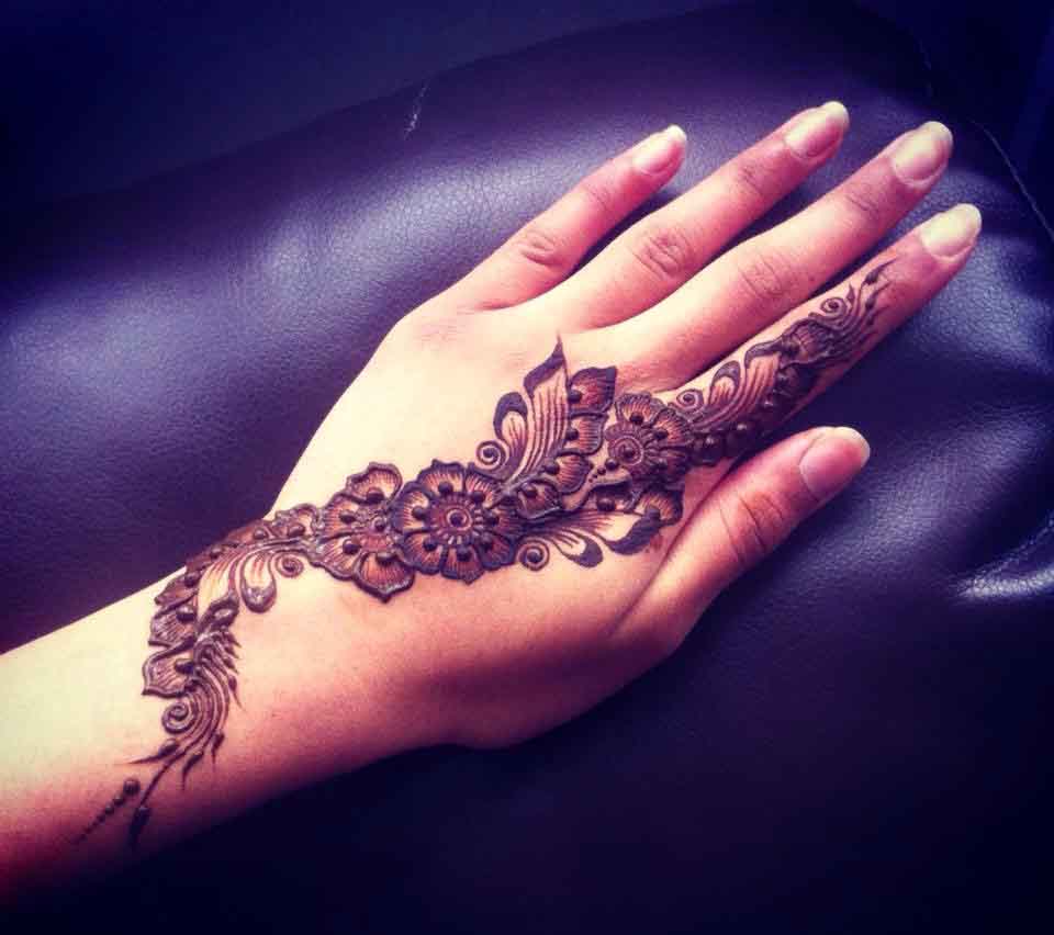 25 Indian Mehndi Designs That Are Pure Inspiration Livinghours