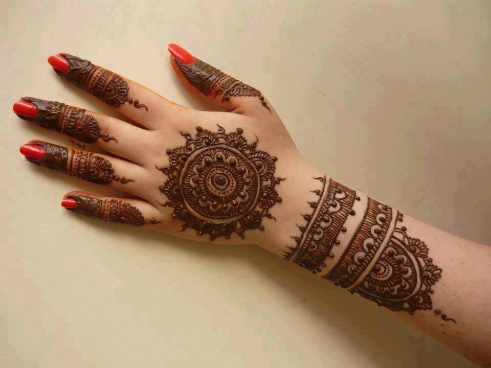 16 Top Arabic Mehndi Designs For All Occasions Livinghours