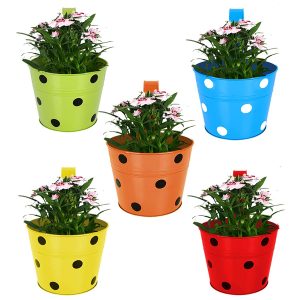 hanging planters for railings and balconies