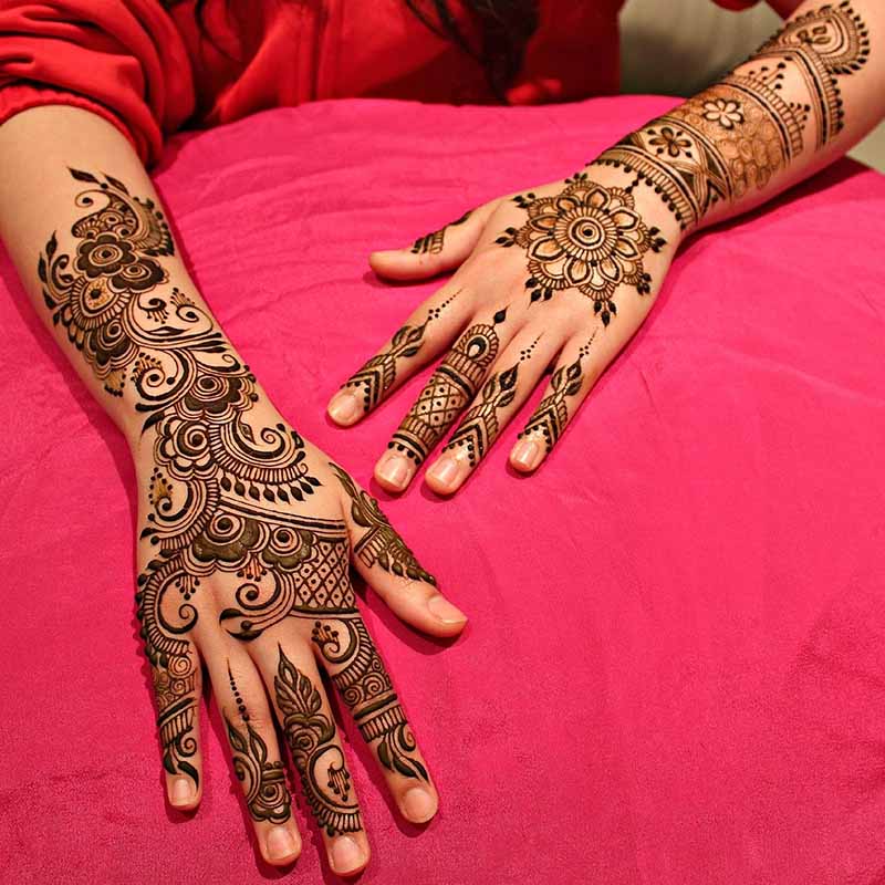 Gorgeous Back Hand Mehndi Designs To Try Livinghours