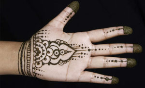 58 Simple Mehndi Designs That Are Awesome Super Easy To Try Now