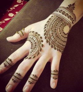 58 Simple Mehndi Designs That Are Awesome Super Easy To Try Now