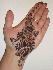 58 Simple Mehndi Designs That Are Awesome Super Easy To Try Now