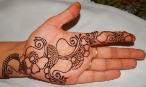 58 Simple Mehndi Designs That Are Awesome Super Easy To Try Now