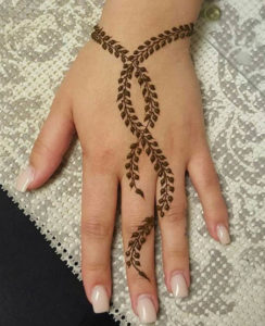 58 Simple Mehndi Designs That Are Awesome Super Easy To Try Now