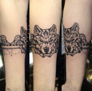 A Wolf Band for Leg