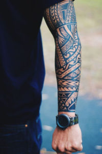 BLACK DESIGN TATTOO