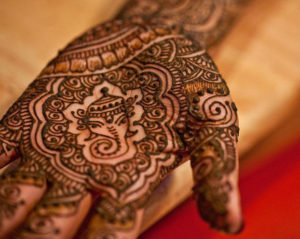 Cool Ganesh mehndi design