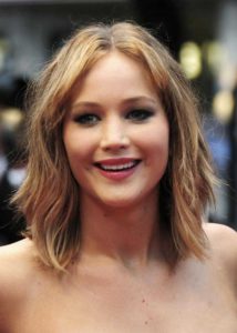 jennifer-lawlerence-shoulder-length-hair