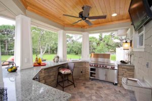 sunny-small-outdoor-kitchen