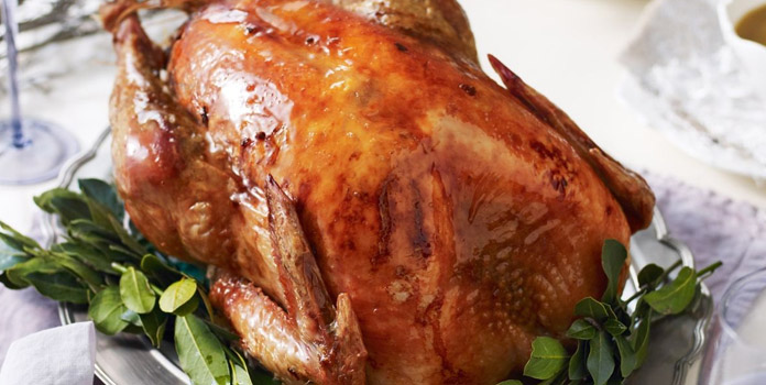 maple-glazed-turkey-with-gravy thanks giving day