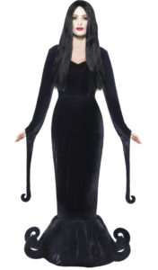 morticia-addams-halloween-costume