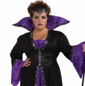 morticia-addams-halloween-costume