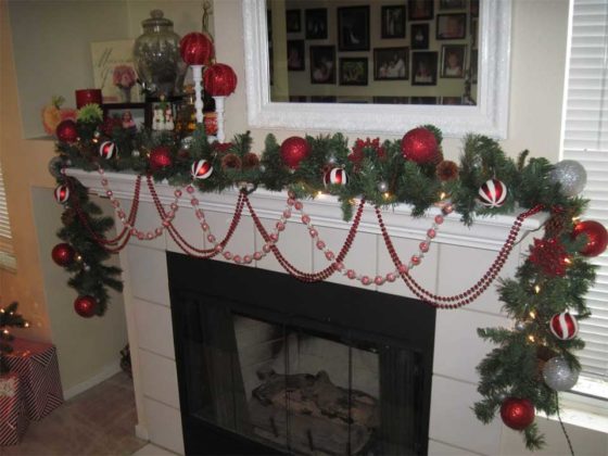christmas-mantel-decorations-10