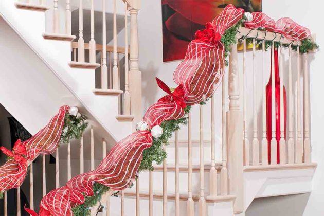 christmas-stair-decorations15