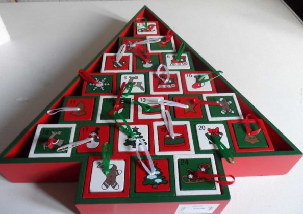 christmas-tree-advent-calendar-13