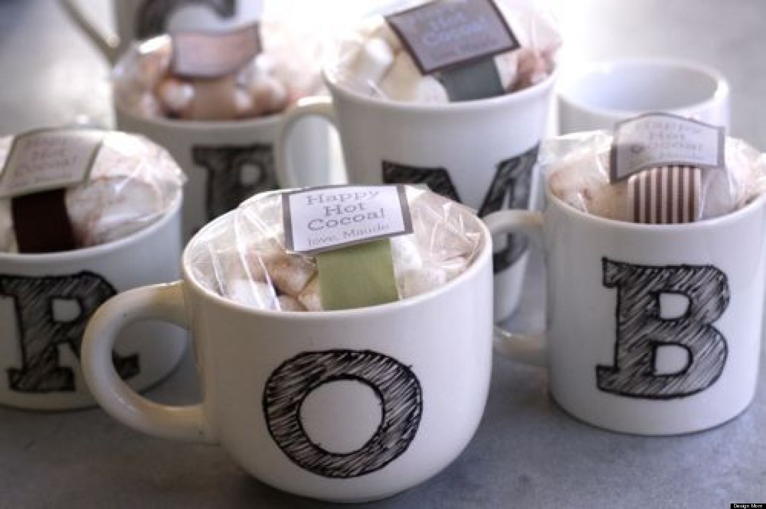 coffee-mugs-with-initials