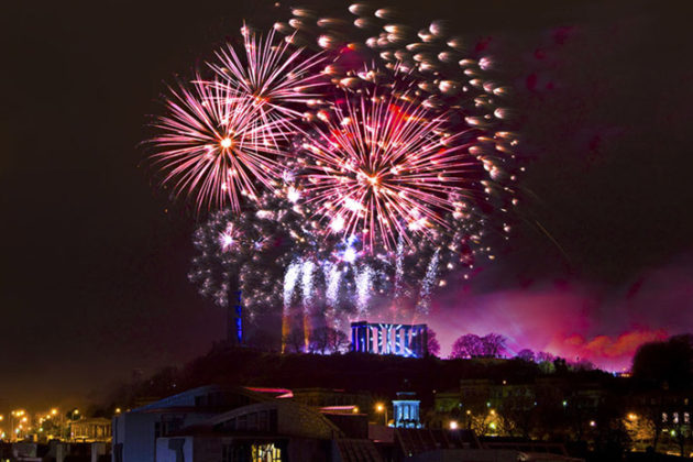 new-year-celebrations-in-scotland-hogmanay-04