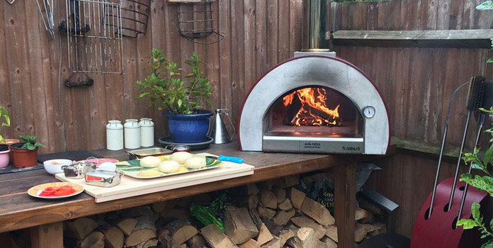 outdoor-pizza-oven