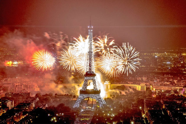 paris-new-year-eve-celebrations-03