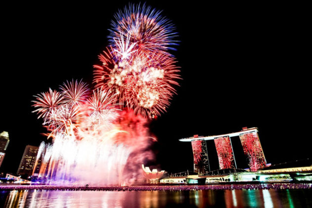 singapore-new-year-eve-at-marina-bay-02