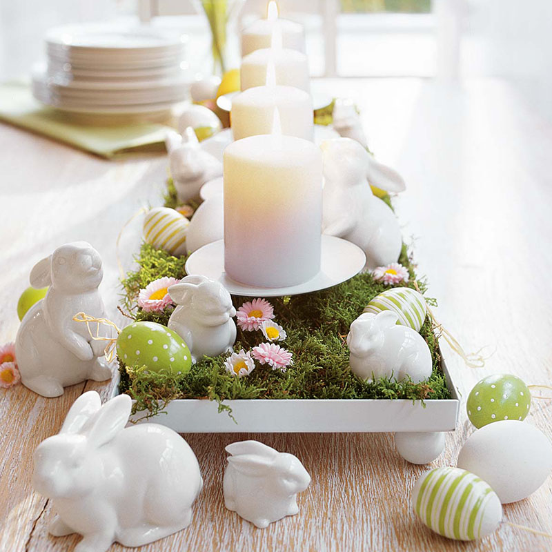 Simple Easter Table Decoration